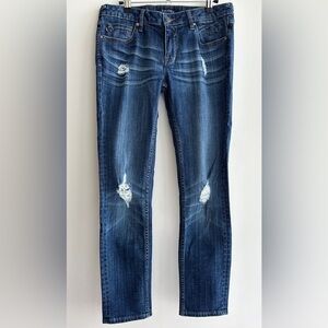 Vigoss Mid Rise The Thompson Tomboy Distressed Blue Jeans, W28 L27